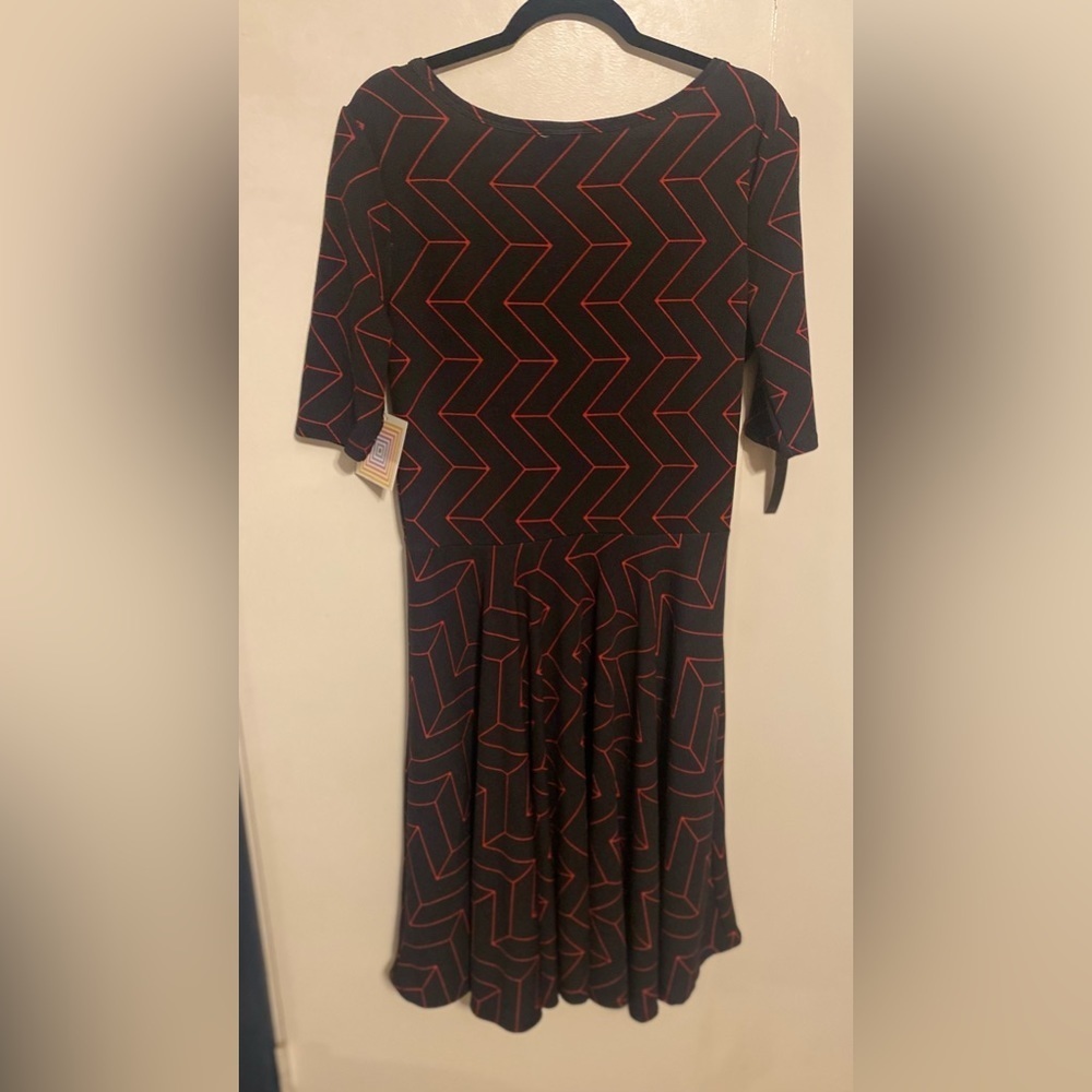 LulaRoe Nicole Tiered Dress, 2XL - Picture 2 of 3
